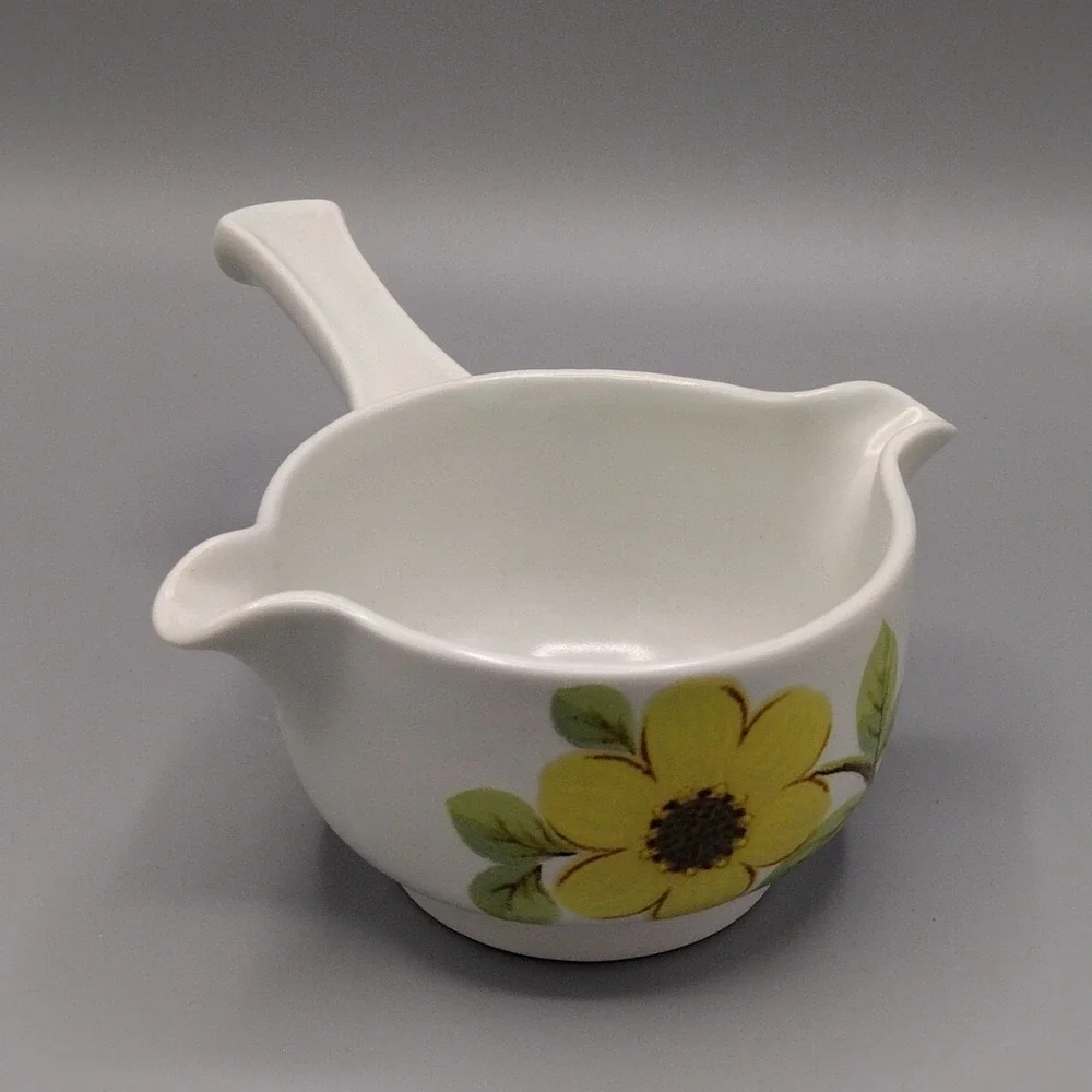 VTG 1973 Lambeth Stoneware Royal Doulton Summer Days Gravy Boat Stick Handle